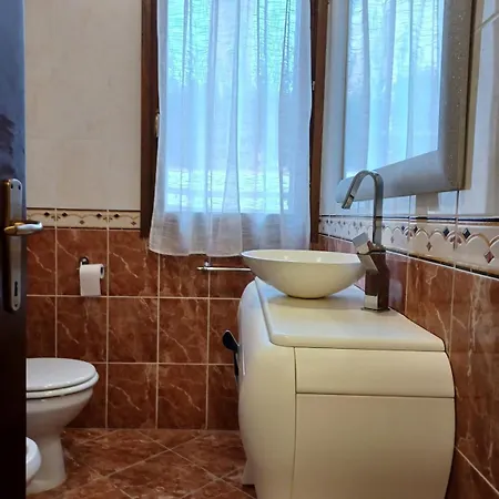 Il Pino 20 Apartment *